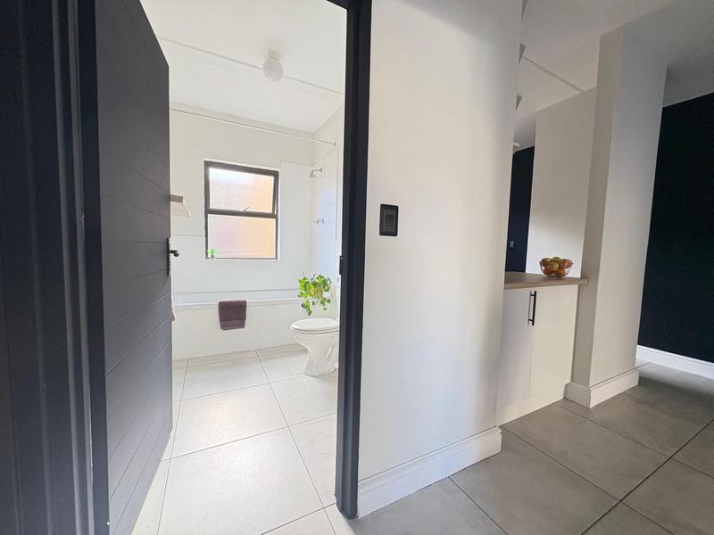 To Let 2 Bedroom Property for Rent in Parklands Western Cape